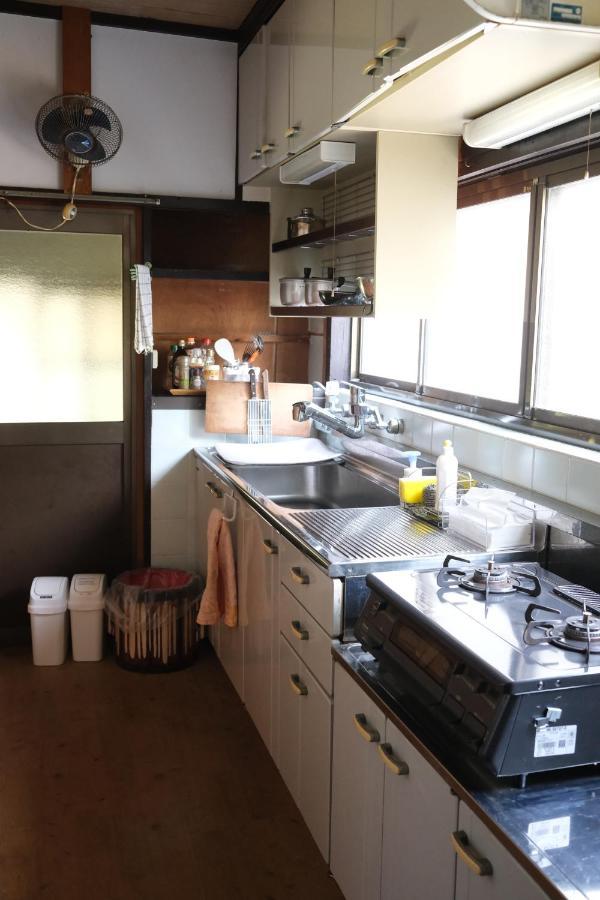 Guesthouse Kojiya 暮らしをつくる宿 旧糀屋 Fukutsu Esterno foto