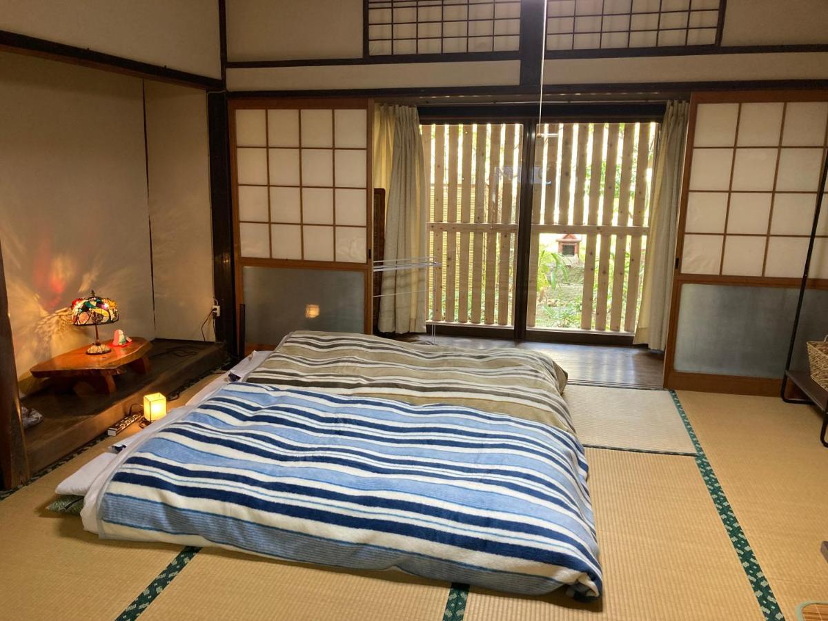 Guesthouse Kojiya 暮らしをつくる宿 旧糀屋 Fukutsu Esterno foto